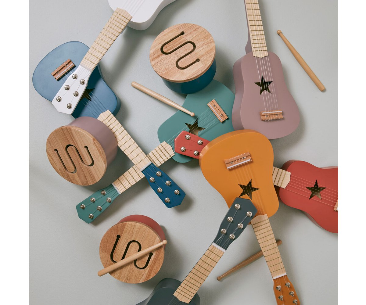 Guitare Étoile Jaune