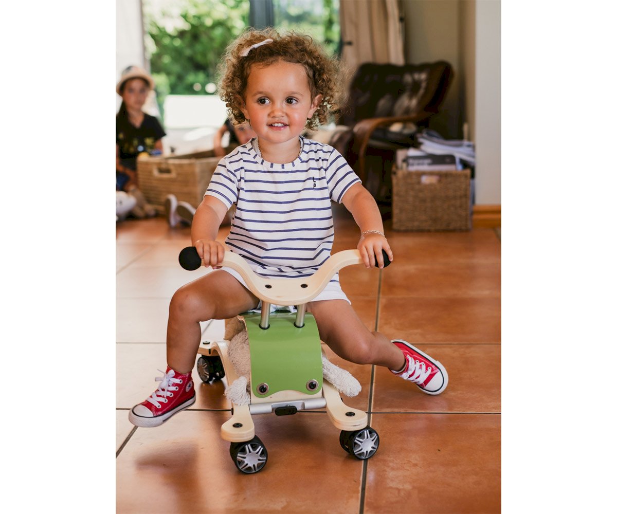 Base Racer Mini-Flip avec roues 360º