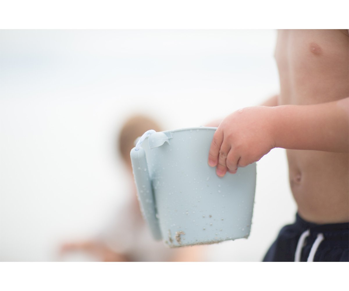 Cubo de Playa de Silicona Azul Pastel