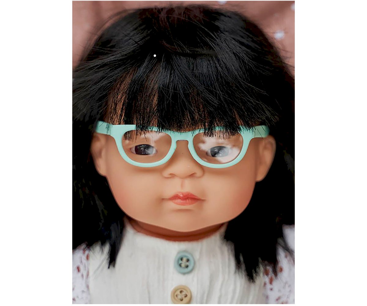 Poupée asiatique avec lunettes 38cm