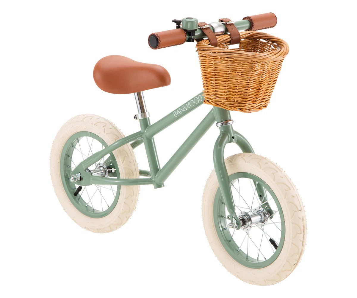 Bicicleta Banwood sem pedais e capacete BANWOOD ECO como presente First Go! Forest