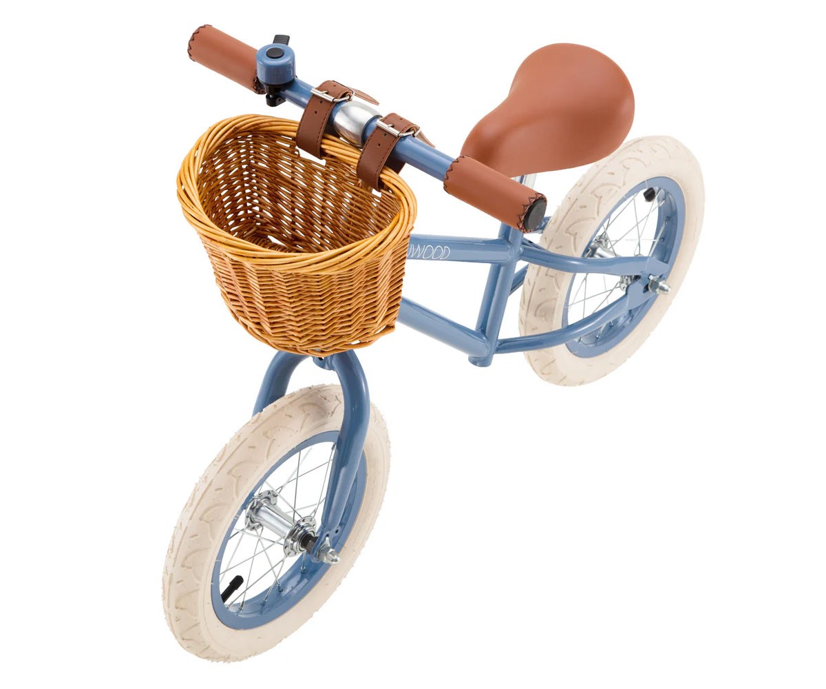 Bicicleta Banwood sem pedais e capacete BANWOOD ECO como presente First Go! Blue