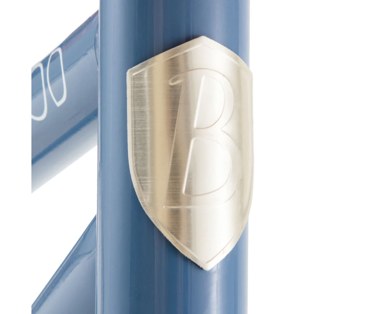 Bicicleta Banwood sem pedais e capacete BANWOOD ECO como presente First Go! Blue