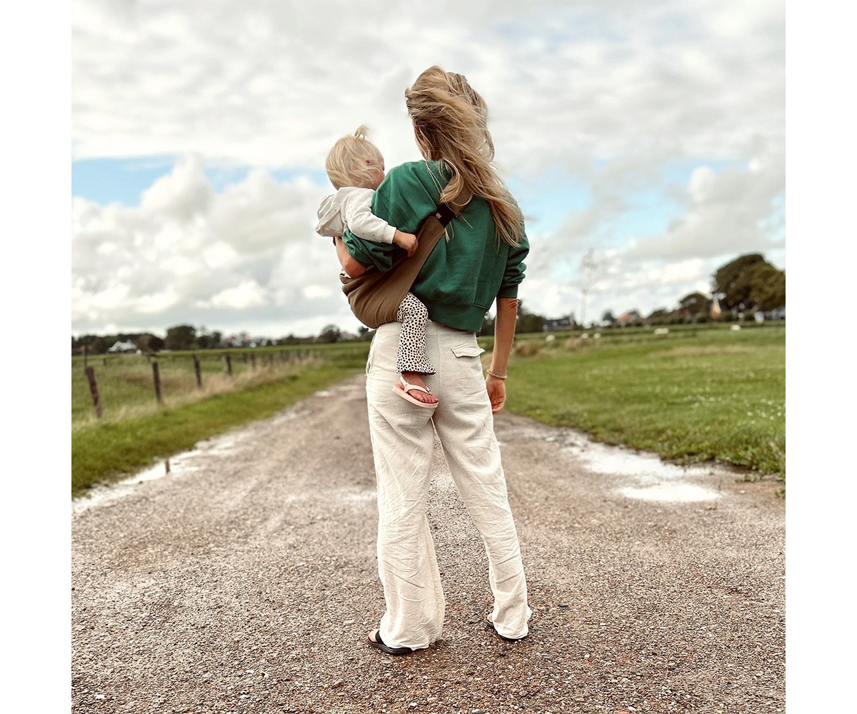 Portador de Bebé Wildride Linho Camel