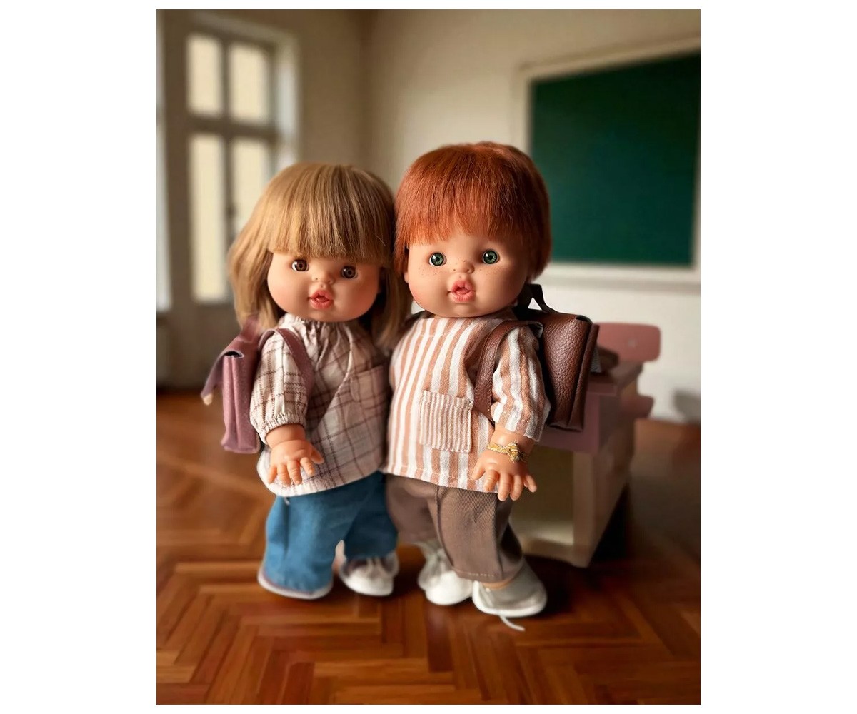 Conjunto de blusa xadrez azul e jeans Regresso às Aulas Bonecas Gordis