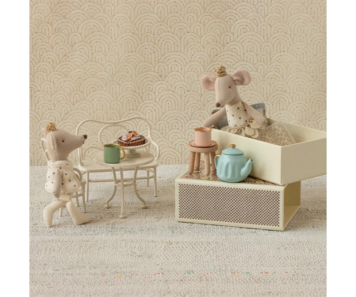 Souris Jumeaux Royaux dans une Boîte d\'Allumettes