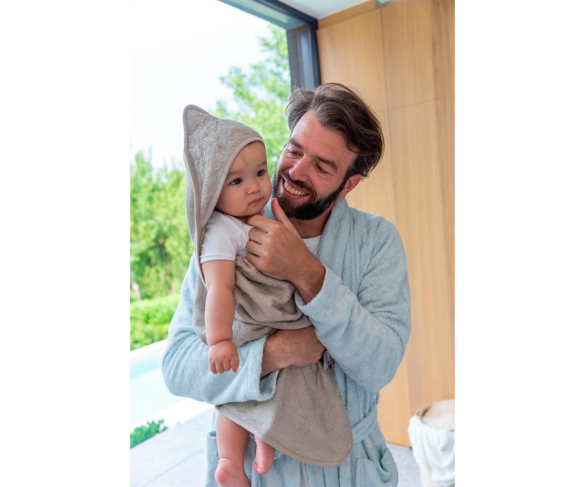 Capa Toalla de Baño Grande Feather Grey Personalizable