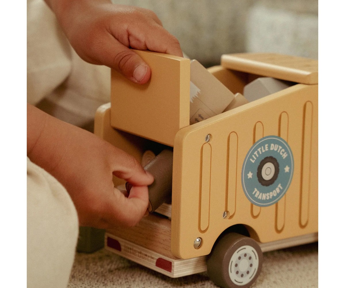 Camión Dumper de Madera FSC