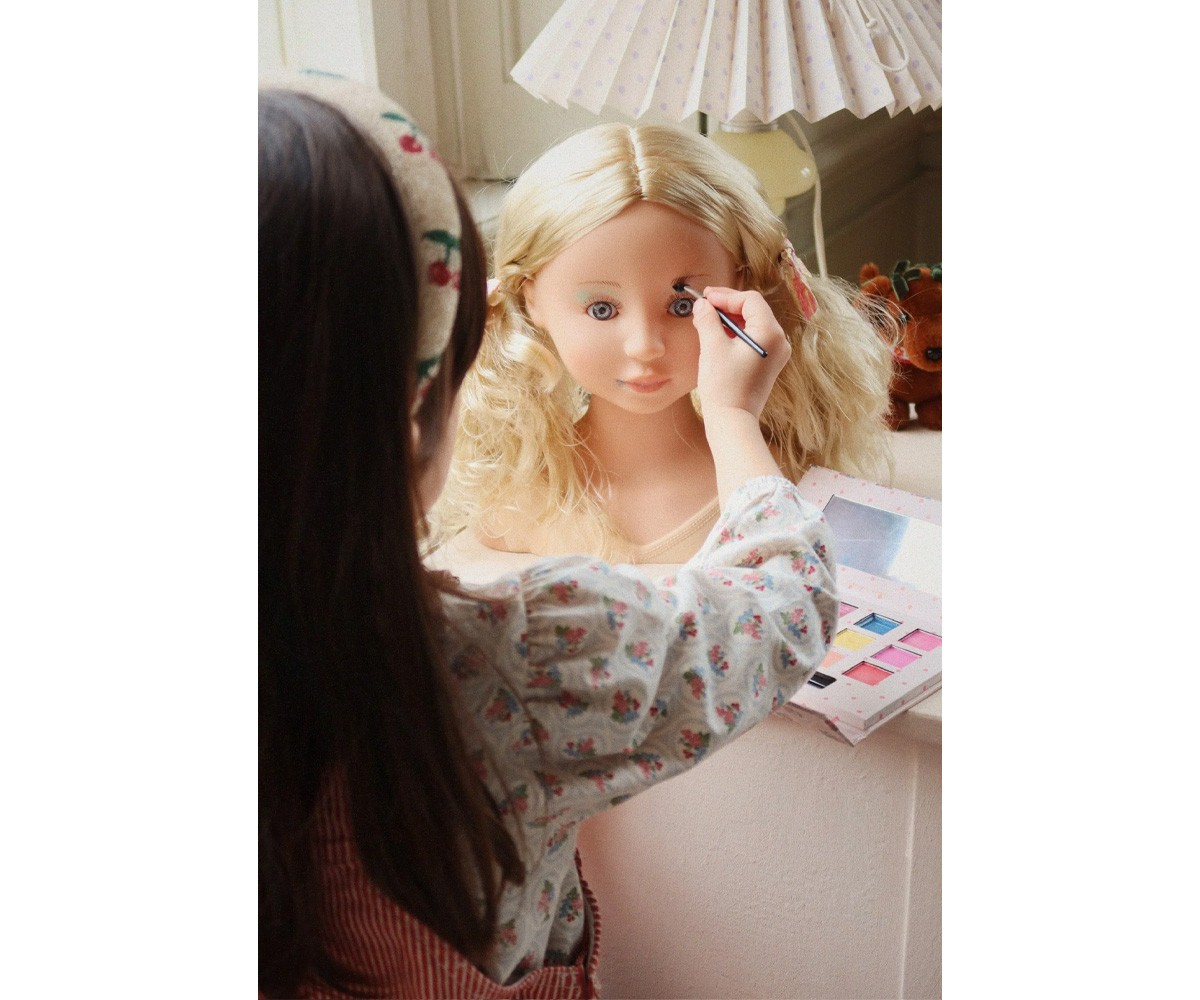 Salón de Maquillaje Lili para Muñecas Multi