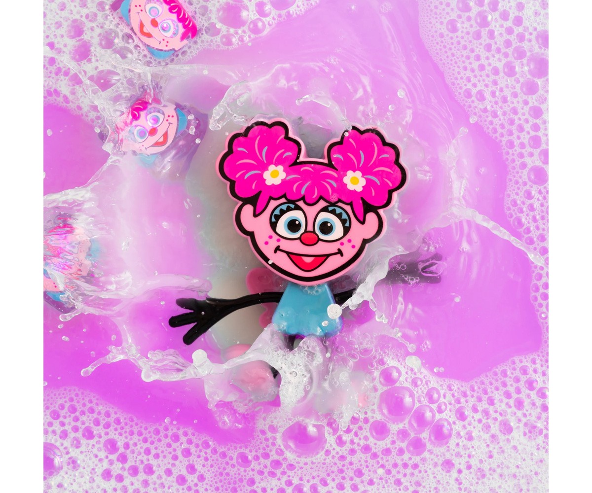 Personagem + 2 cubos iluminados Abby Cadabby