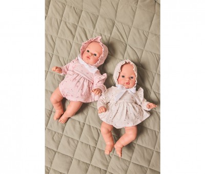 Boneca Koke + Vestido e chapéu White Flowers