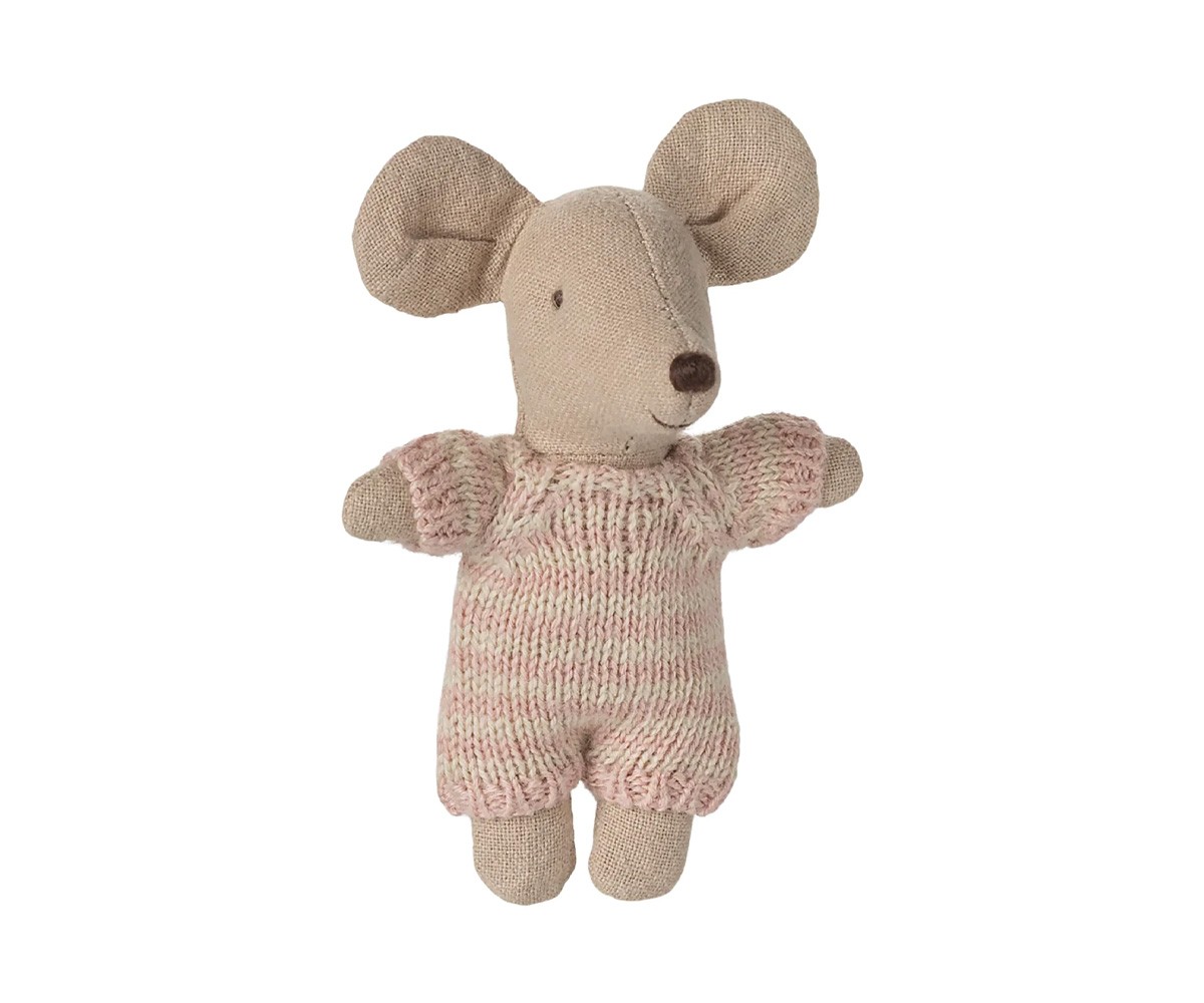 Bebé Ratón en Capazo Rosa