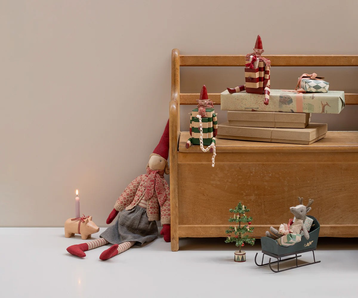 Winter Friends Elfo Pixy Girl T4 Gonna e Cardigan