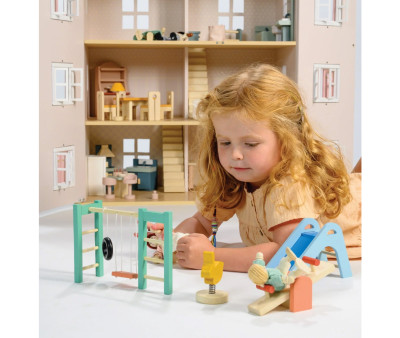 Set de Juegos en el Parque Casa de Muñecas