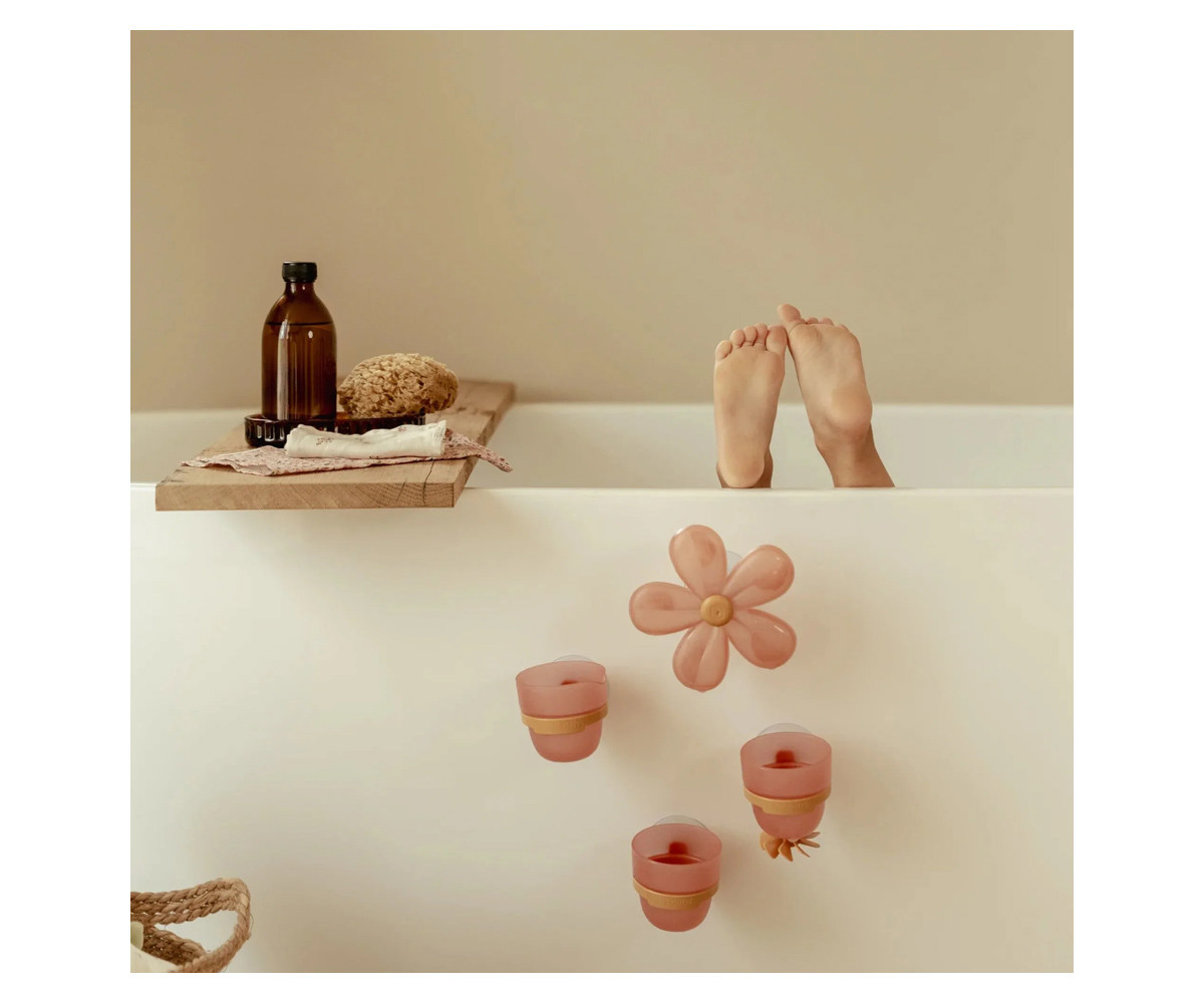 Juego de Baño Tazas y Flor Rosa