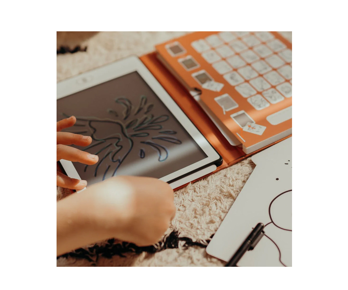 Plantillas KidyDraw Galaxia y Dinosaurios