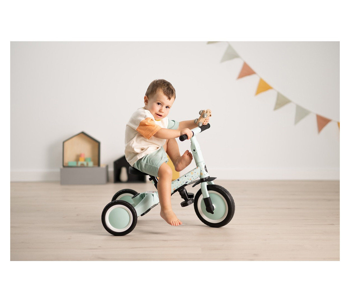 Triciclo Multifunção Gyro+ Stickers Cor Verde