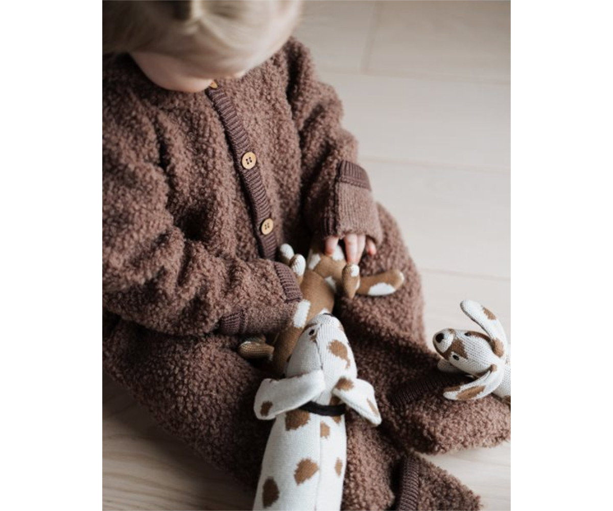 Cesta con Mamá Dog y sus Cachorros