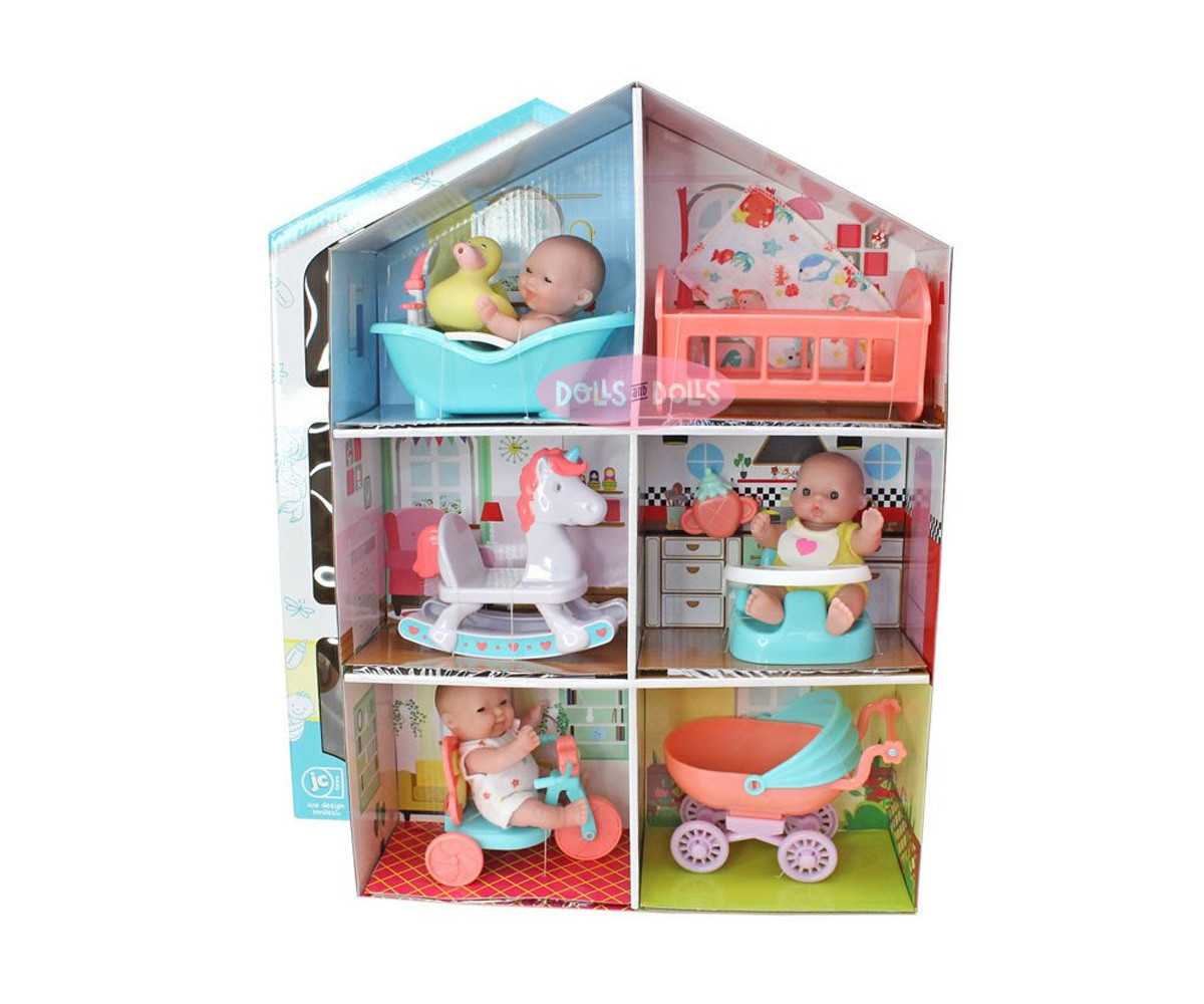 Casita con Muñecos y Accesorios