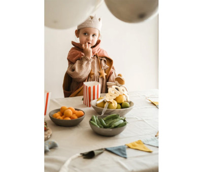 Disfraz Capa y Tiara  Fabelab