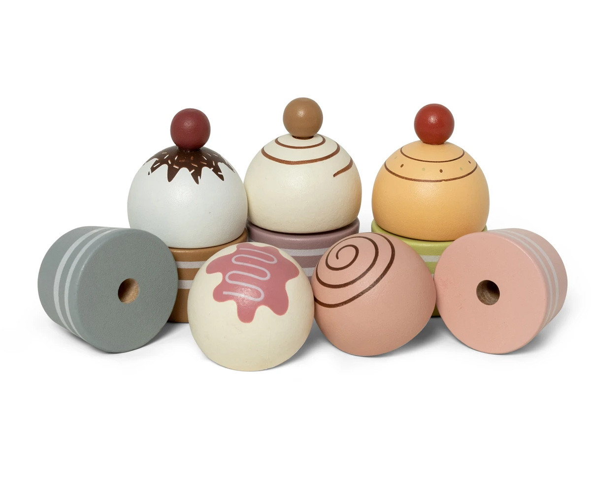 Cupcakes su supporto per torte