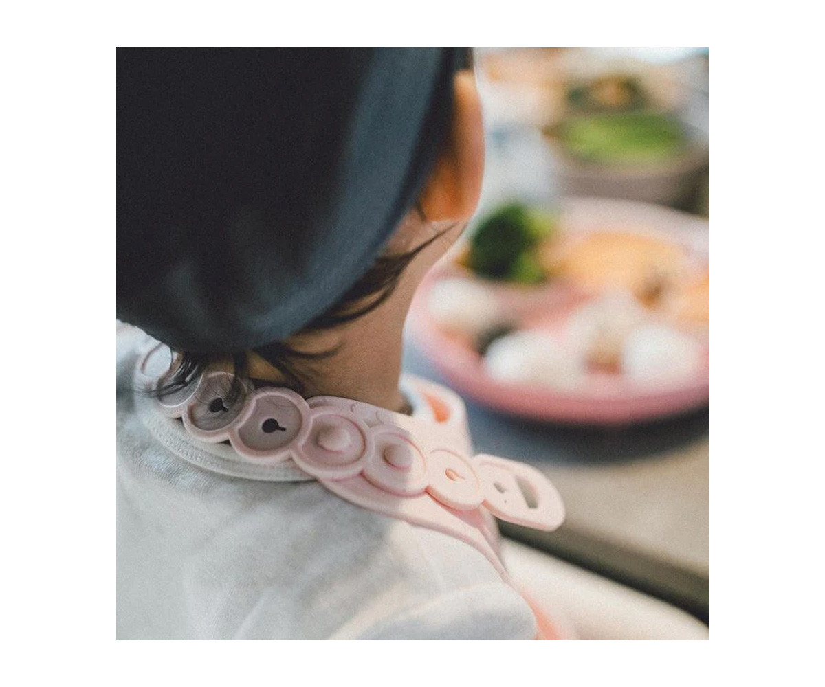 Babero Silicona Enrollable Chickory