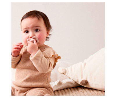 2 Sucettes Tétine Physiologique en Silicone Berry/Blush