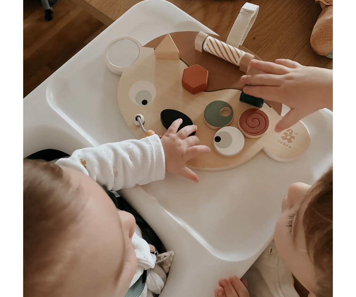Panel de Actividades de Madera Maci el Mono