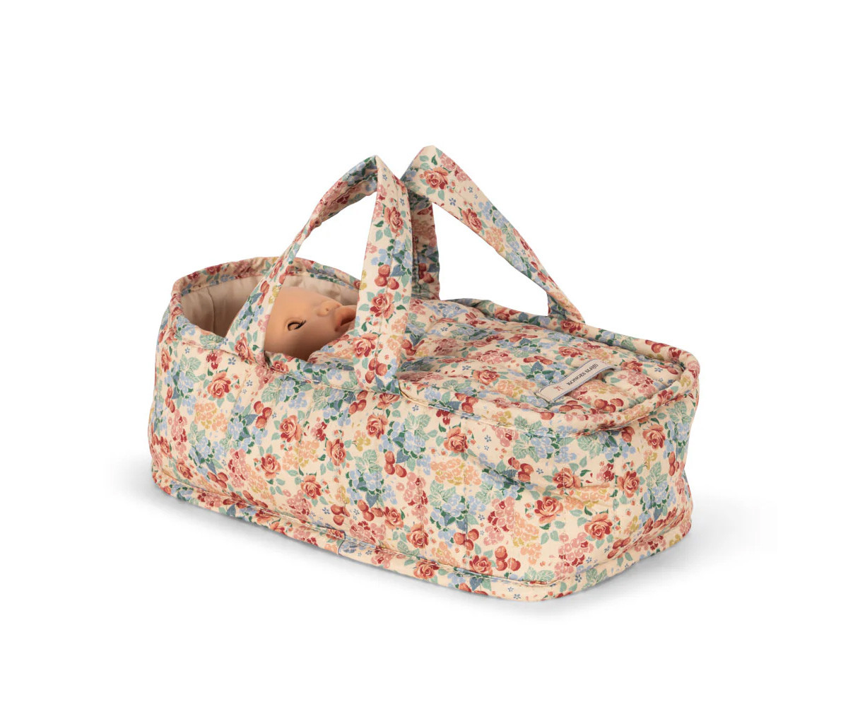 Poupée Lucca 31 cm avec Couffin Vienna