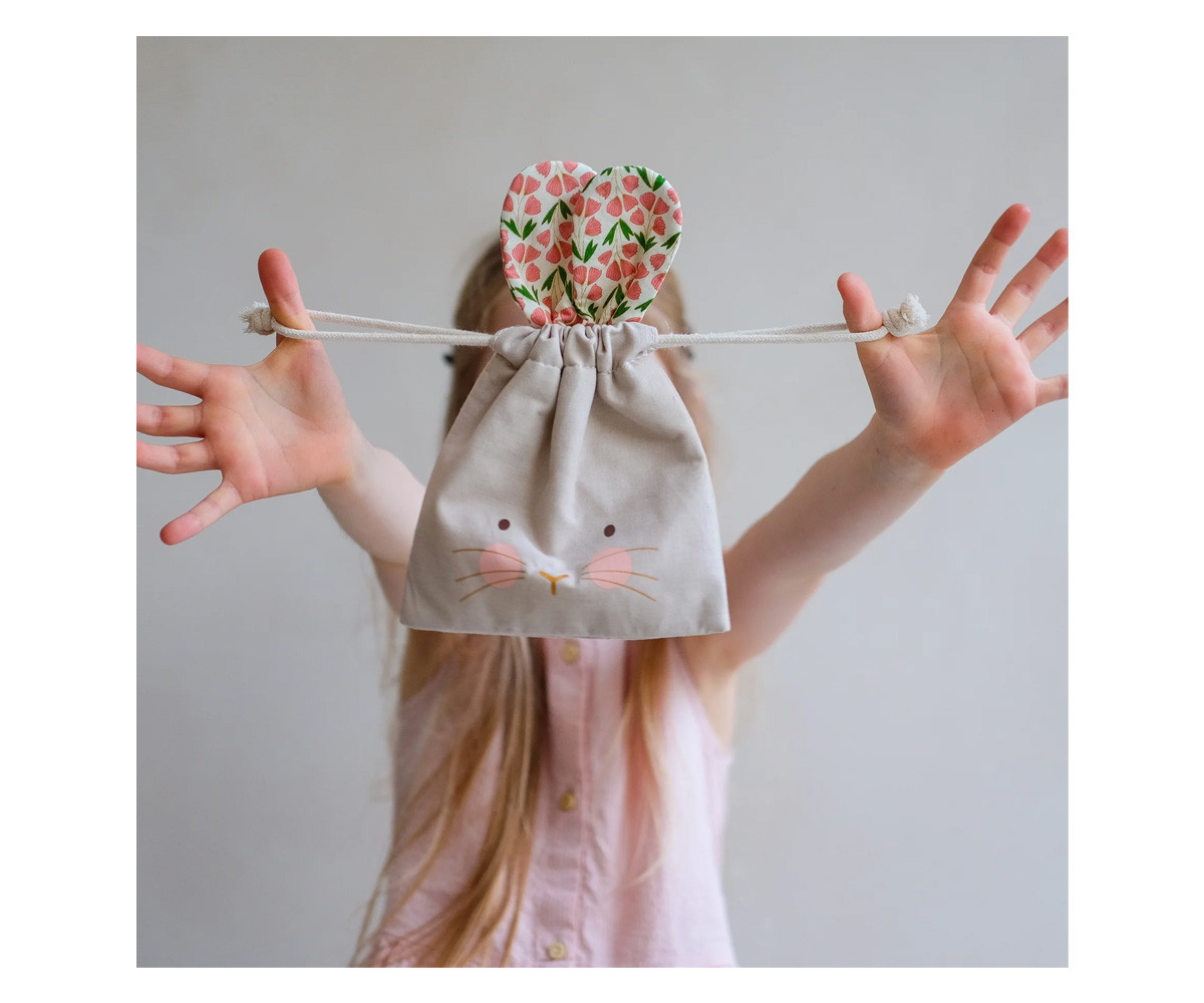 Bolsa de Pascua con 10 Accesorios de Pelo Pink