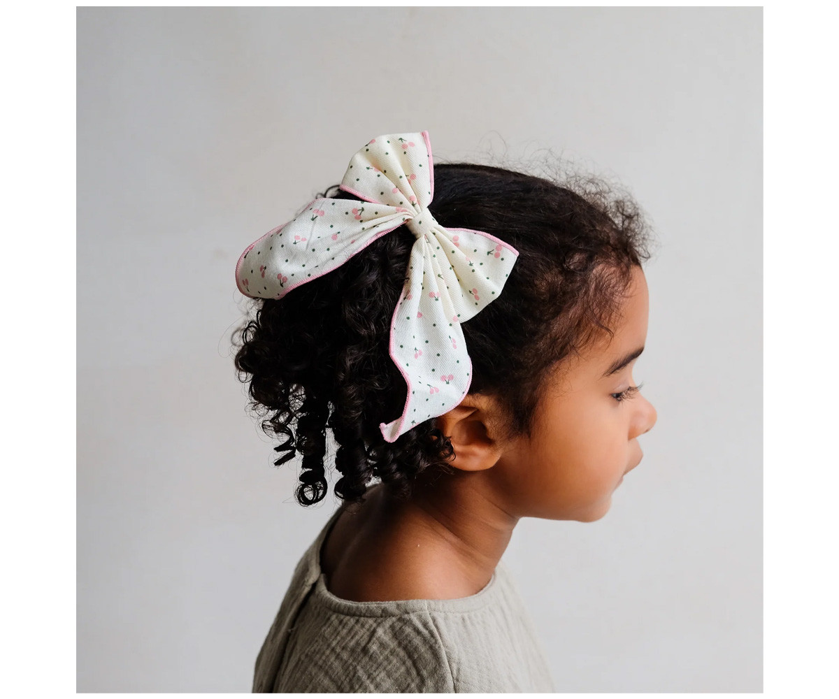 Clip de Lazo Cherry para el Pelo