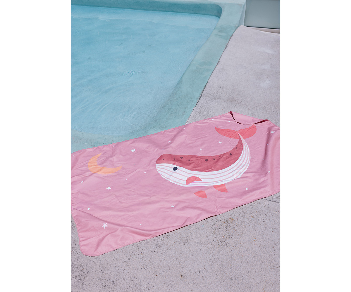 Toalla Playa Microfibra Whale Pink Personalizable