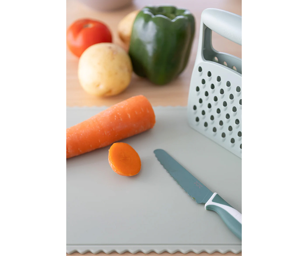 Tabla de Corte de Silicona Antideslizante Kiddikutter Sage