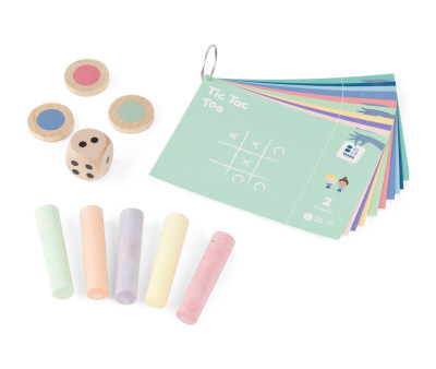 Giochi di attività con gessi da marciapiede