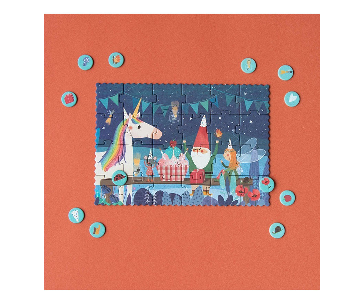 Tiny Puzzle Look & Find Unicorn