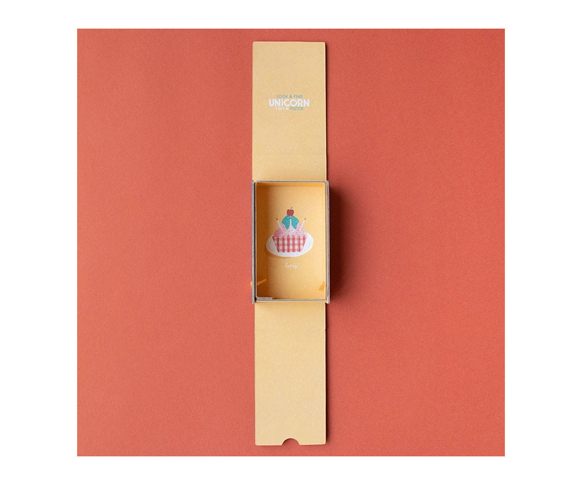 Tiny Puzzle Look & Find Unicorn