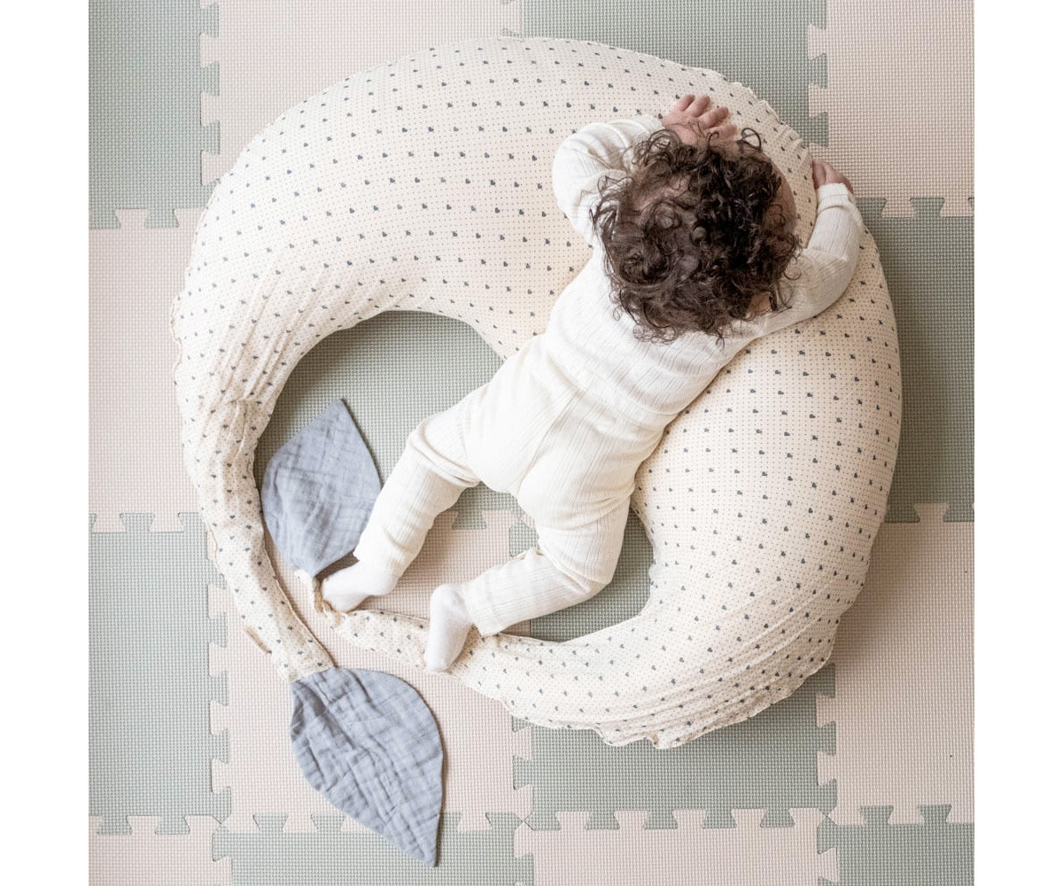 Cojín de Lactancia Moon Lots of Love Sky