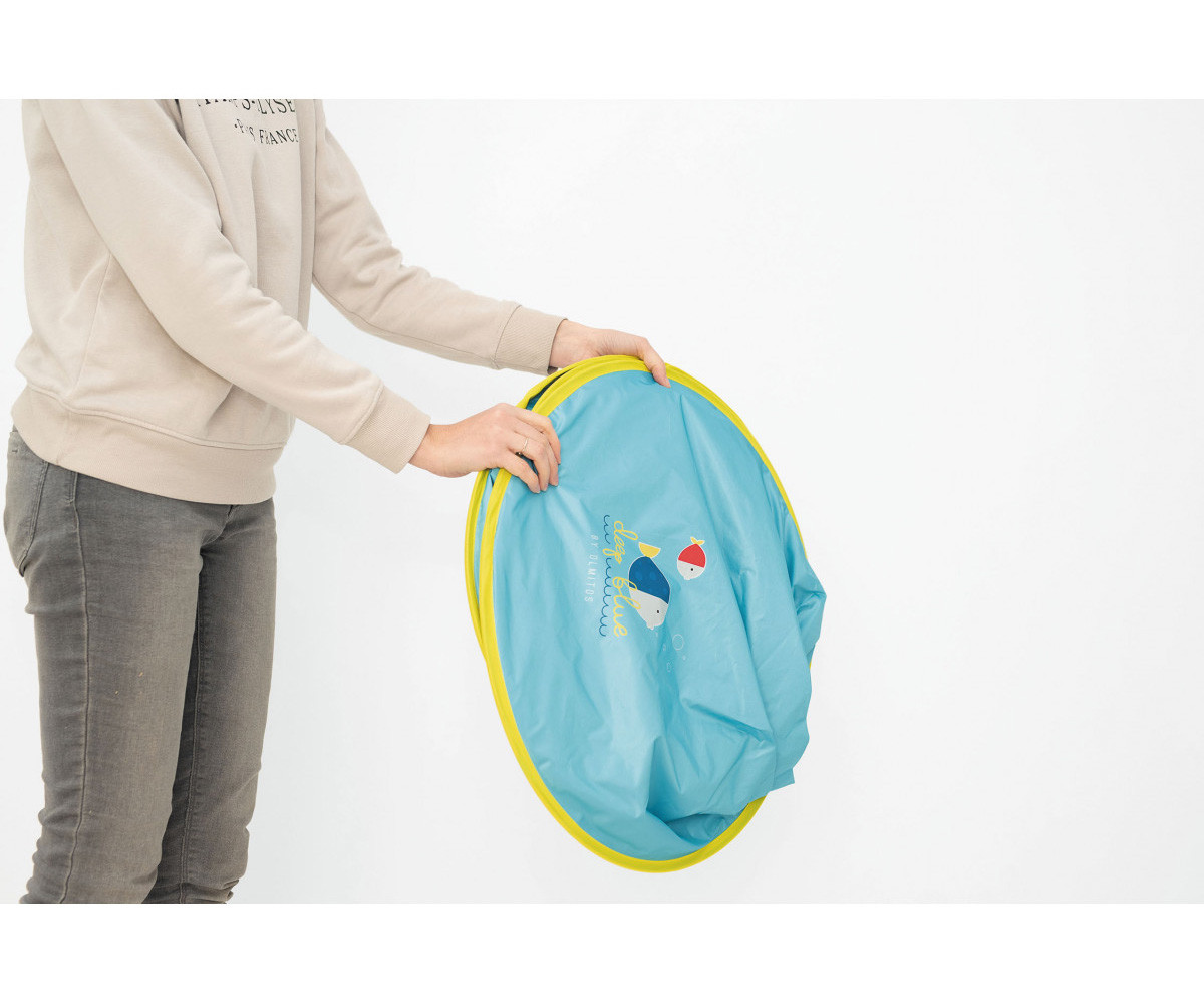 Tienda Pop-Up con Piscina con Protección Solar