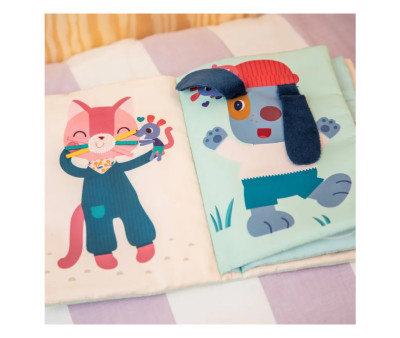 Libro de Actividades Nina se Disfraza