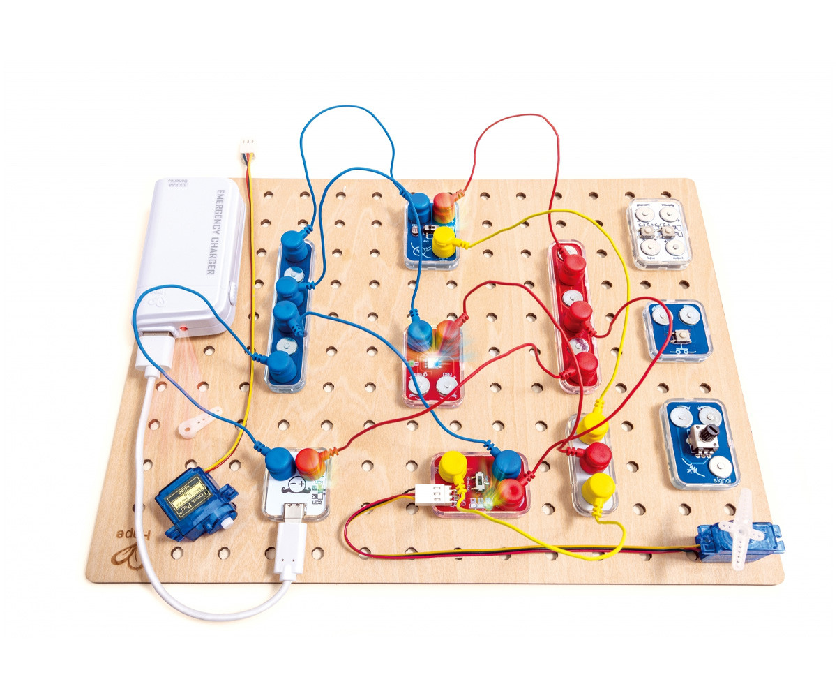 LabBox Circuit Explorer Boost 47piezas