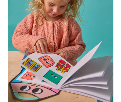 Libro Montessori Stickers Geometric Shapes