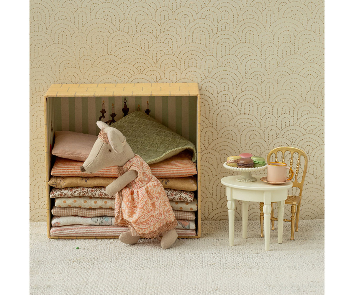 Mesa Auxiliar Vintage para Ratones Off White