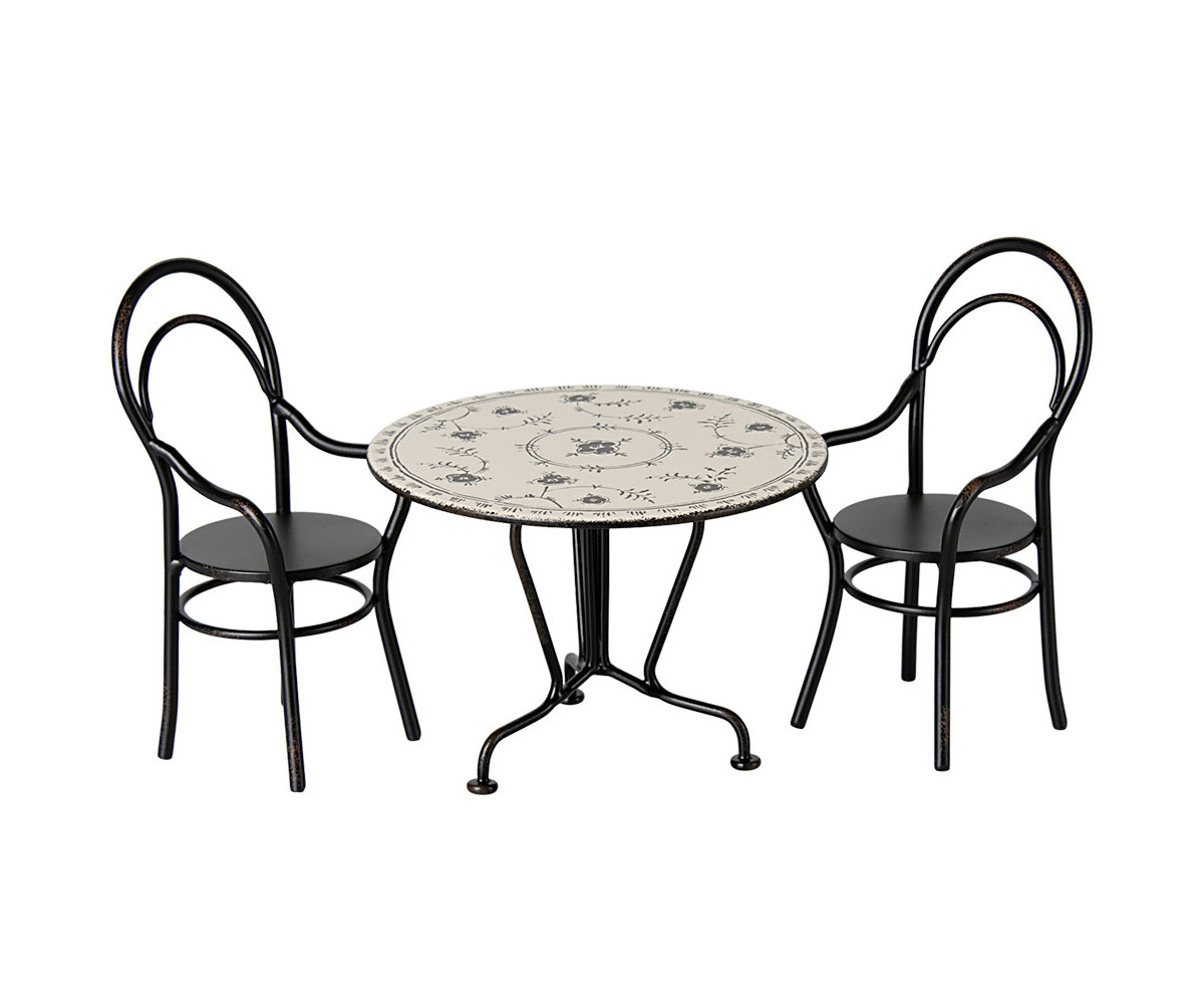 Mesa de Comedor Maileg con 2 Sillas
