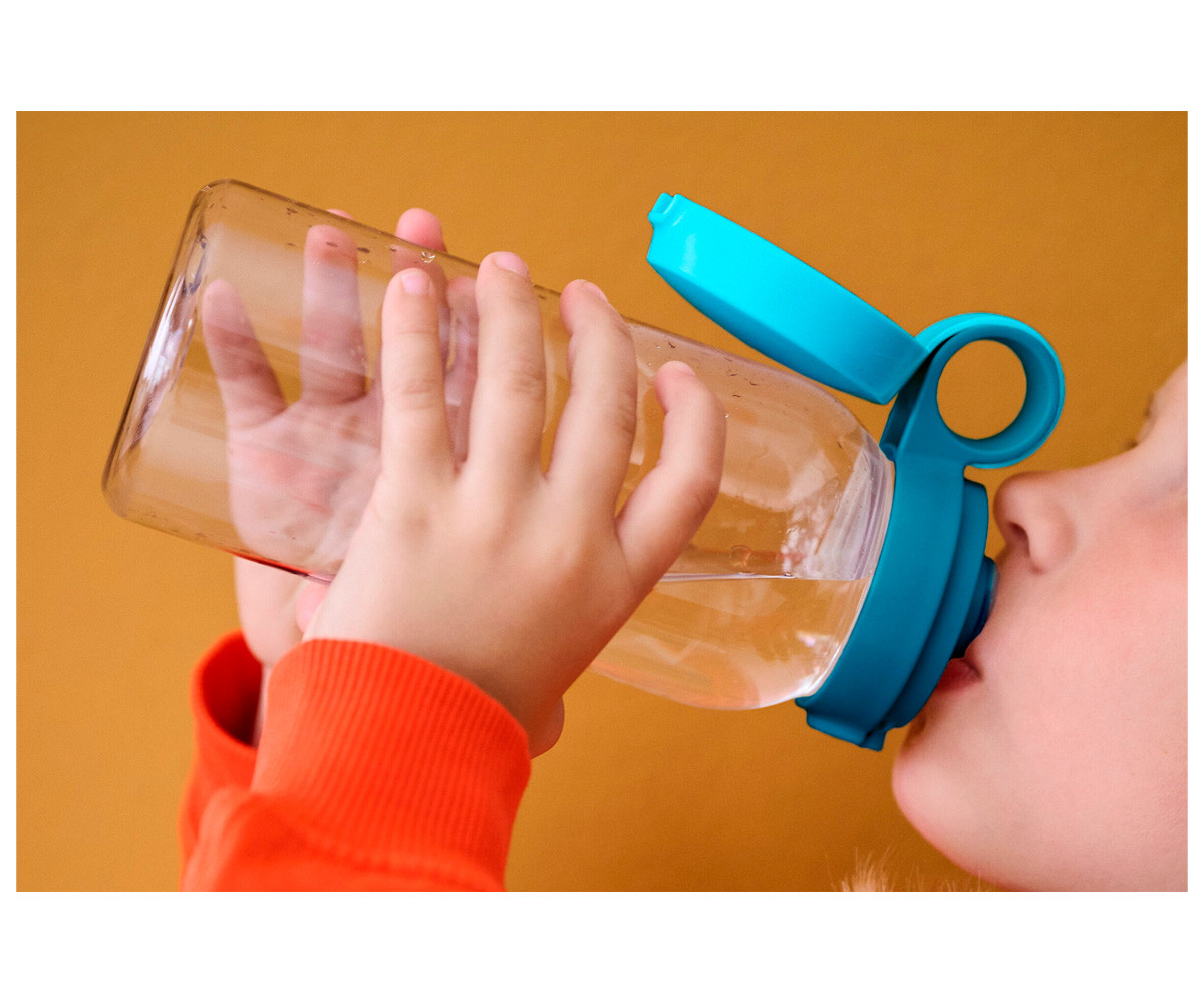 Botella Plástico con Tapón Abatible Campus 600ml Frozen