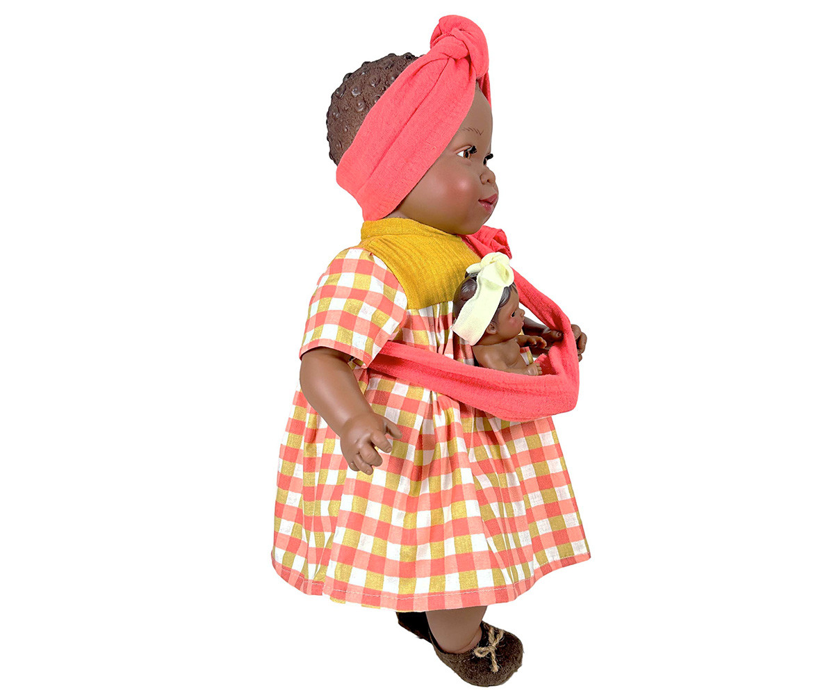 Muñeca María con Bebé Vichy