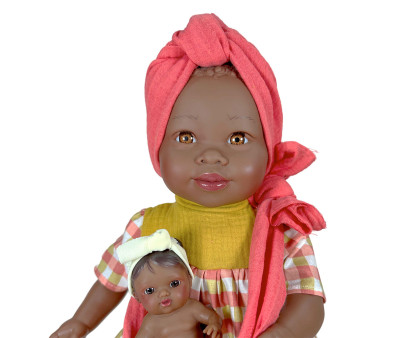 Muñeca María con Bebé Vichy
