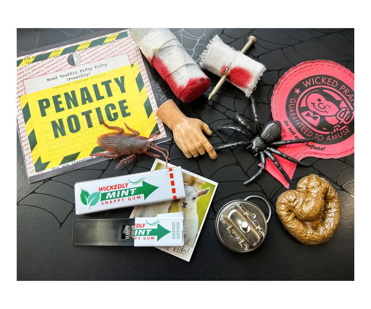 Kit di 50 Trucchi e Scherzi Wicked Pranks & Jokes
