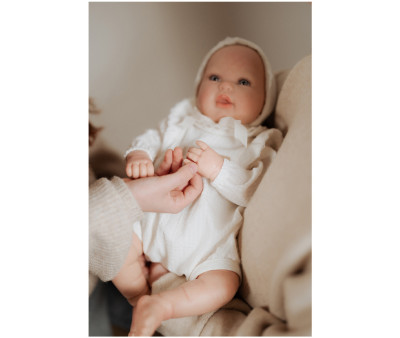 Muñeco Reborn Camila 45cm con Manta y Doudou