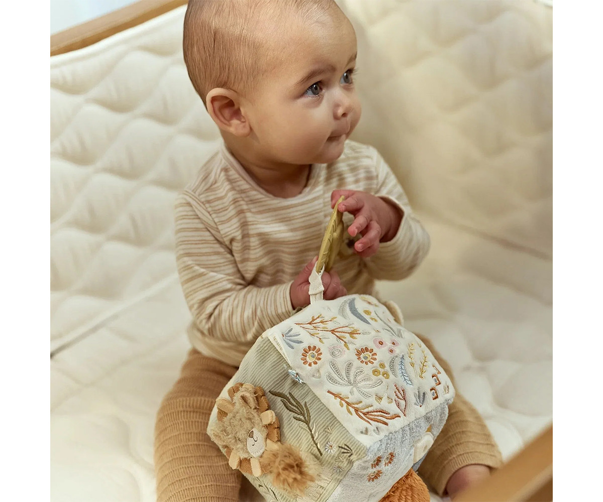 Cubo Blandito de Actividades Safari Friends