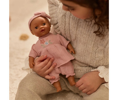 Muñeca Yara 26cm